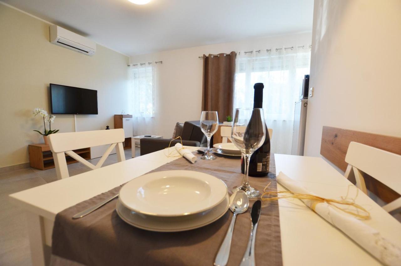 Apartment Irene روفينج المظهر الخارجي الصورة