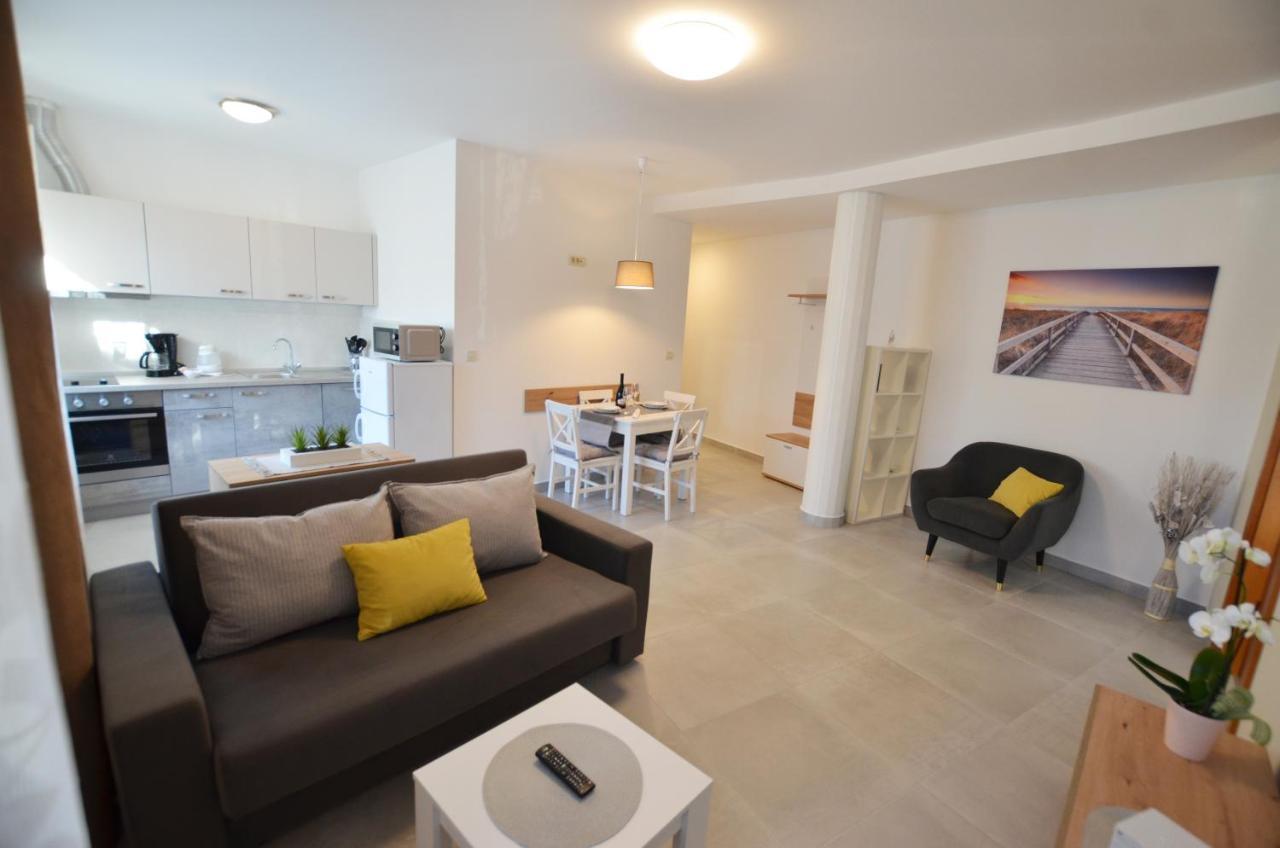 Apartment Irene روفينج المظهر الخارجي الصورة