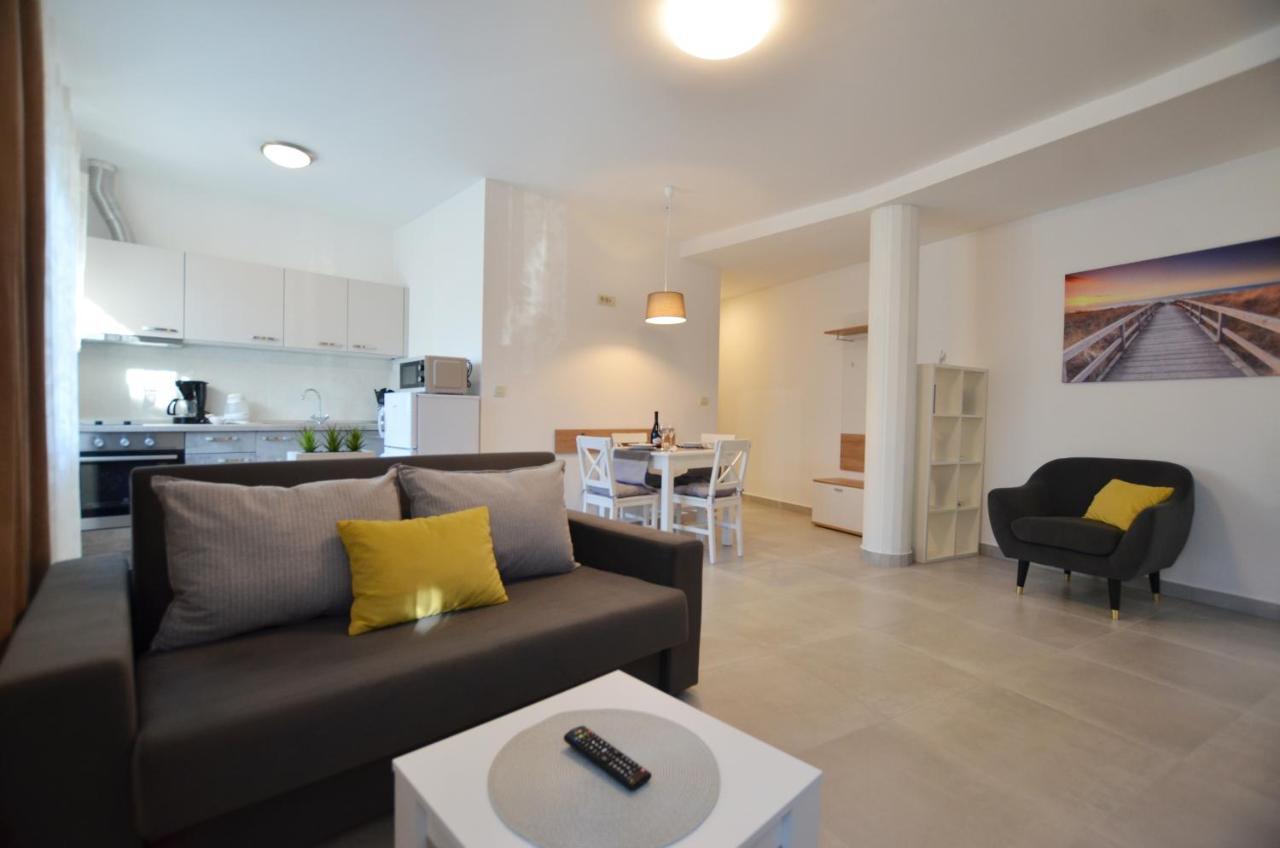 Apartment Irene روفينج المظهر الخارجي الصورة