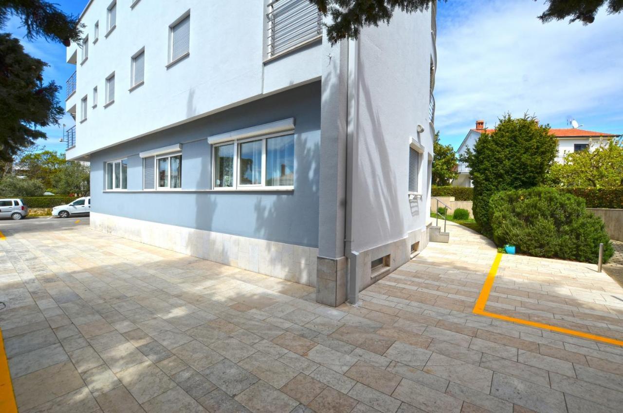 Apartment Irene روفينج المظهر الخارجي الصورة